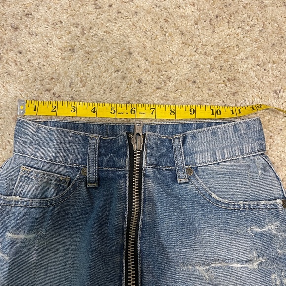 UNIF Denim Zip Up Mini Skirt size 24 - Picture 7 of 8